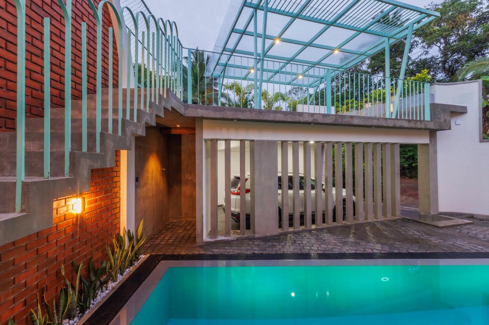 Nomad Nest Villa *